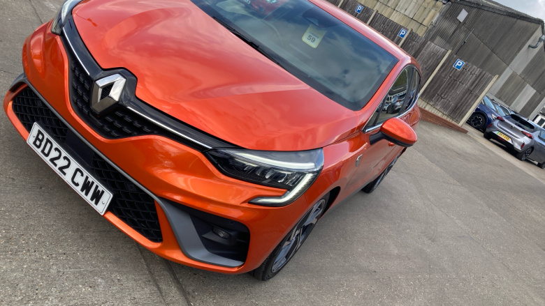 Renault Clio 1.6 E-TECH Hybrid 140 RS Line 5dr Auto Hybrid Hatchback